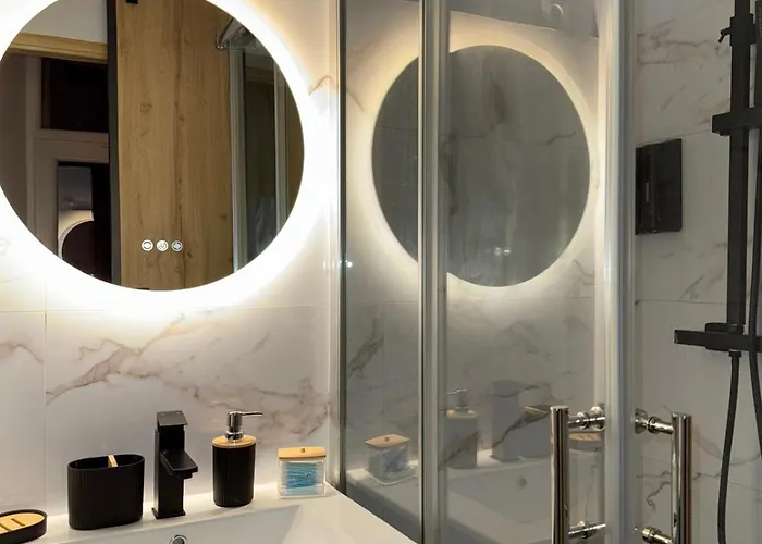 Le Gambetta - Moderne Centre نيم