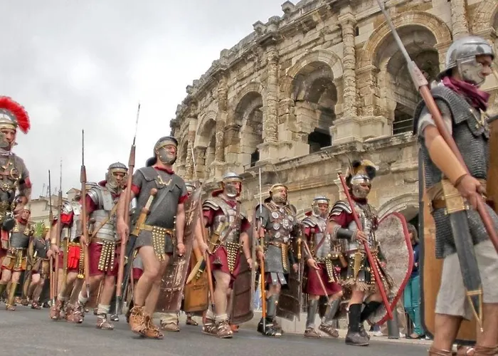 Le Gambetta - Moderne Centre نيم